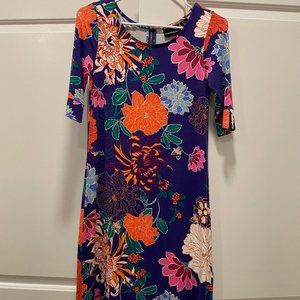 short sleeve dress